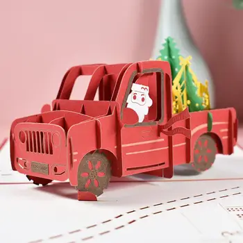 Piegādāt Apsveikuma Auto, ar Ziemassvētku Koku Radošo Elastīgu Ziemassvētku Apsveikuma Kartīti, Dāvanu